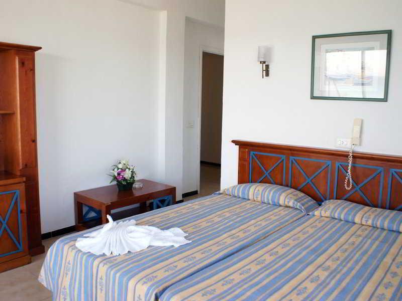 Hotel Goya Cala Millor  Kültér fotó